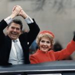 The_Reagans_waving_from_the_limousine_during_the_Inaugural_Parade_1981